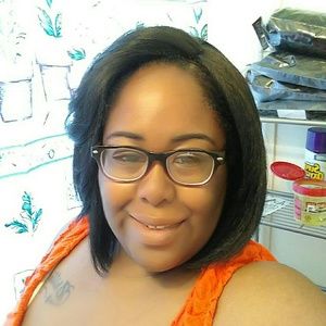 Meet your Posher, Brittney